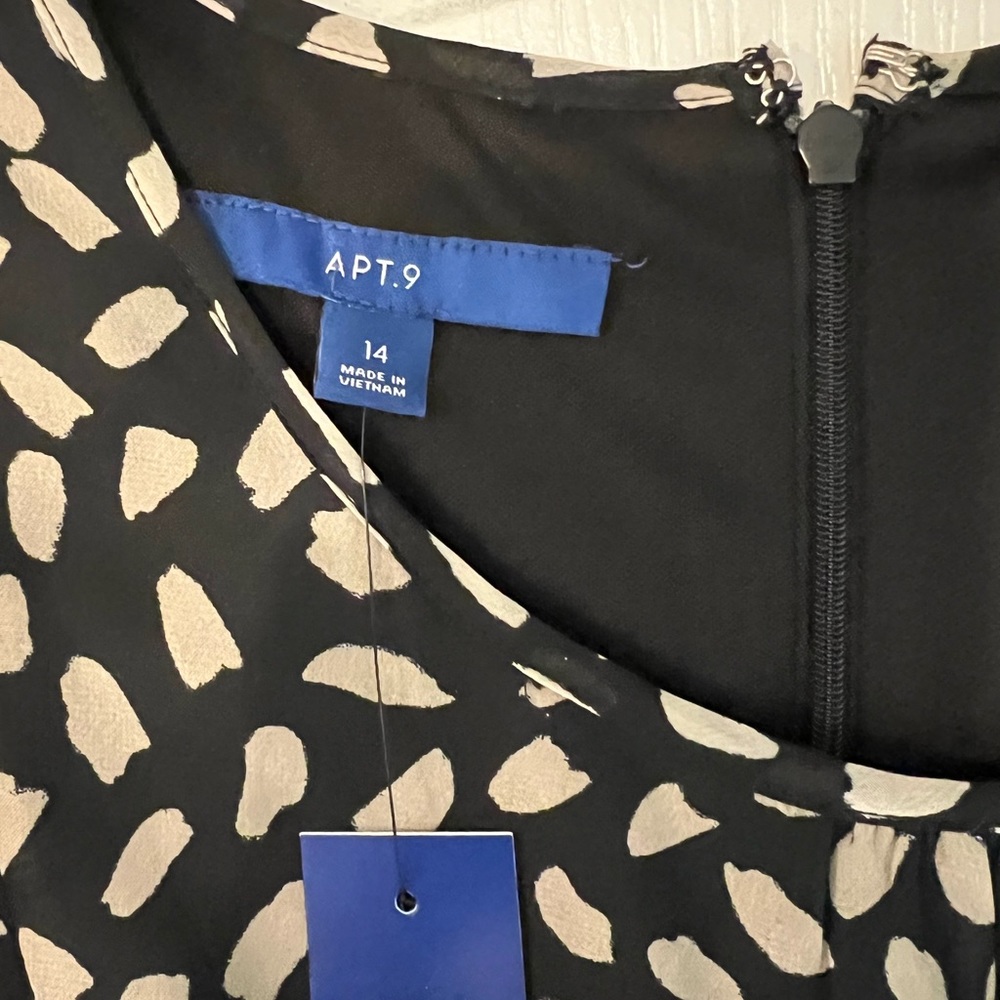 Never worn brand new APT 9 dress. Great for business wear, weddings, and more! - Picture 3 of 4